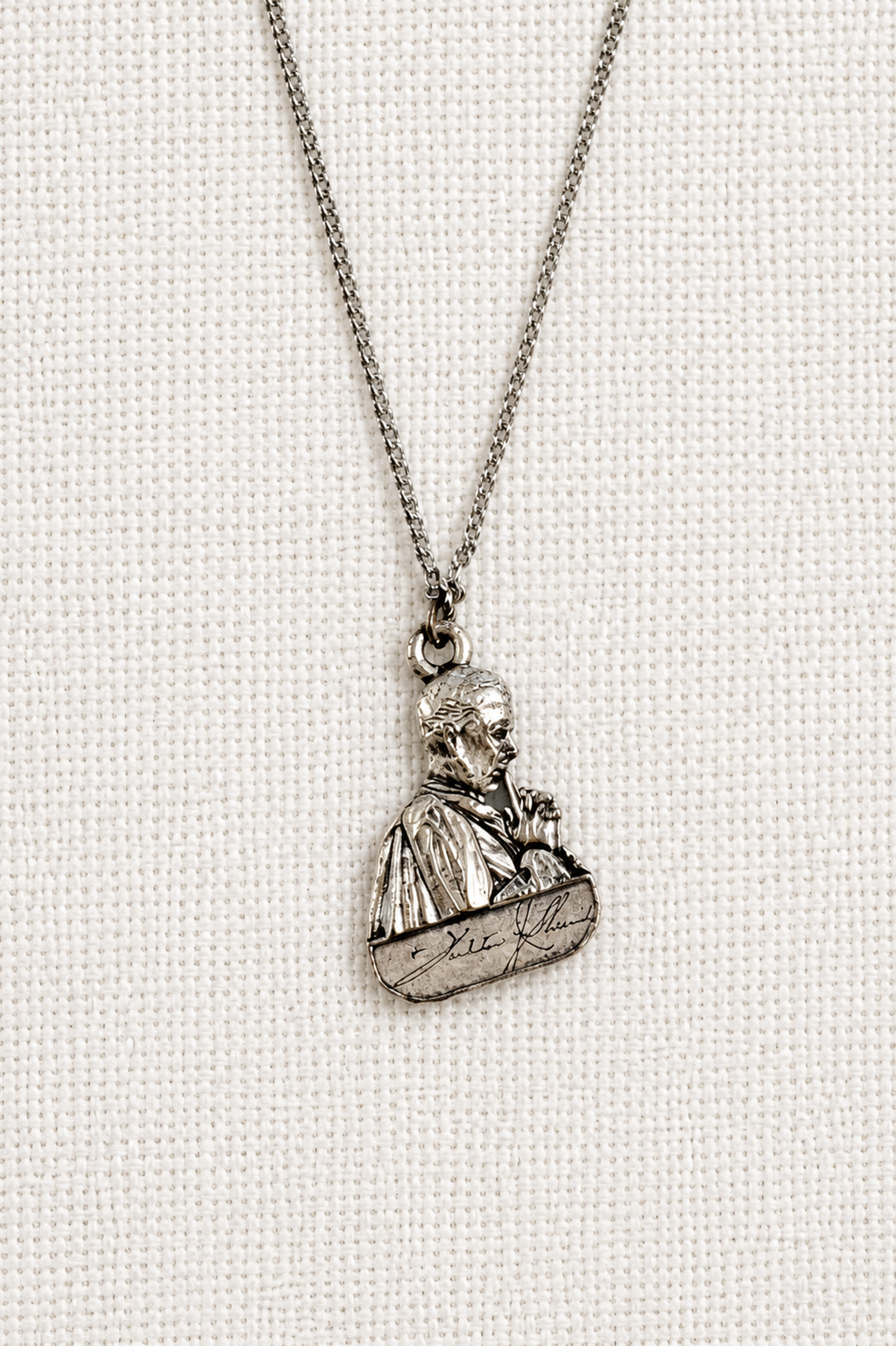 Sheen Pendant